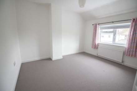 St Aldhelms Close, Frome, Image 3