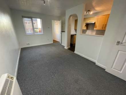 Weavers Court, Frome, Image 2