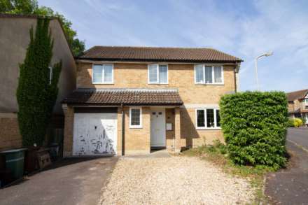 4 Bedroom Detached, Magnolia Close, Frome