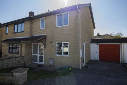 Property For Rent Linsvale Drive, Frome