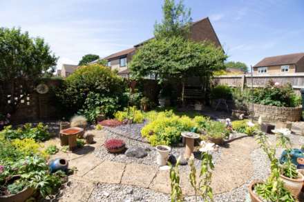 Magnolia Close, Frome, Image 3