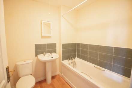 Slipps Close, Frome, Image 12