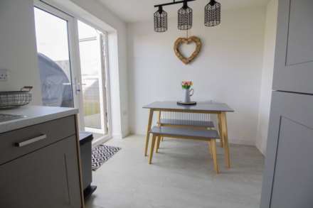 Lily Road, Frome, Image 8