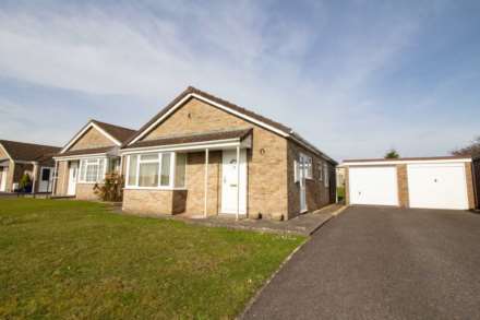 3 Bedroom Bungalow, Pedlars Grove, Frome