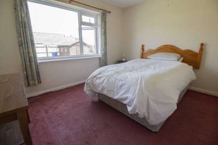 Catherston Close, Frome, Image 6
