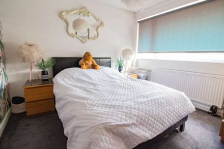 Bartlett Close, Frome, Image 10