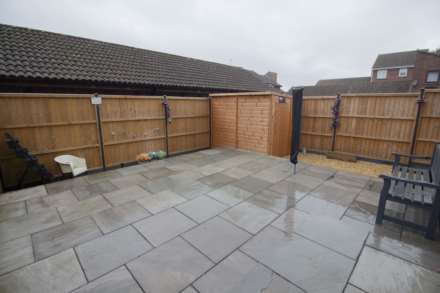 Stonebridge Drive, Frome, Image 12