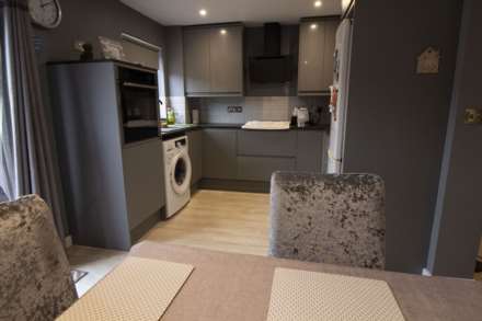 Stonebridge Drive, Frome, Image 7