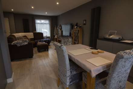 Stonebridge Drive, Frome, Image 8