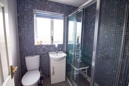 Beechwood Close, Frome, Image 11