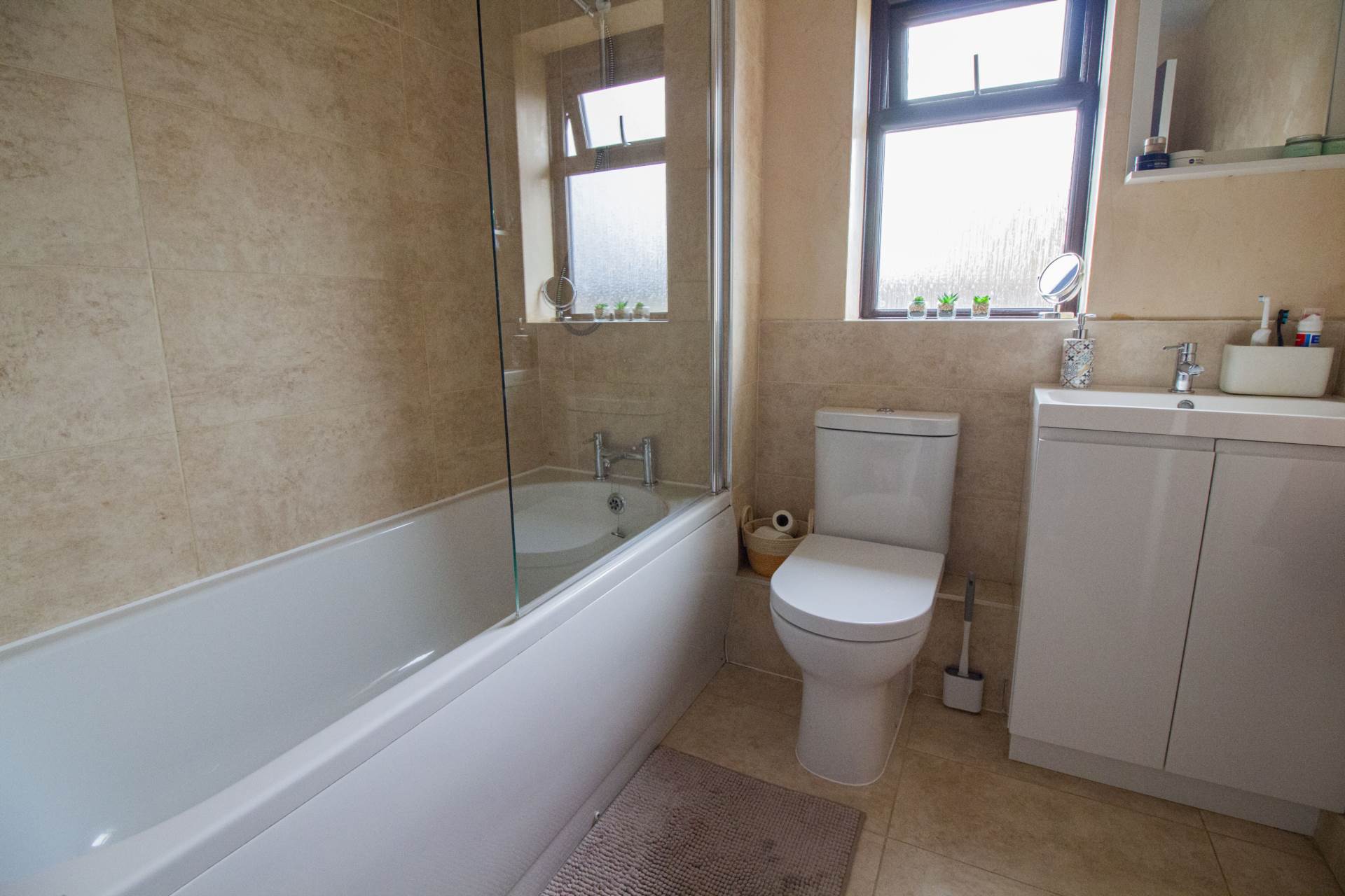 Croscombe Gardens, Frome, Image 9