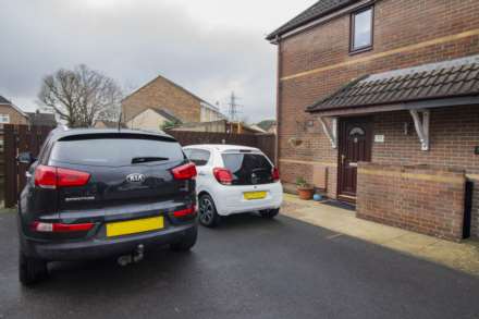 Croscombe Gardens, Frome, Image 15