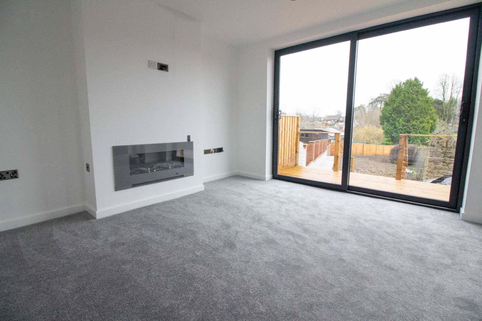 Lewis Crescent, Frome, Image 2