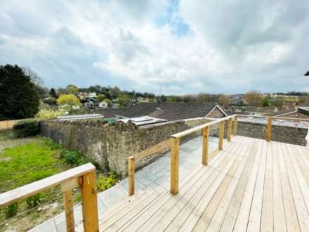 Lewis Crescent, Frome, Image 11