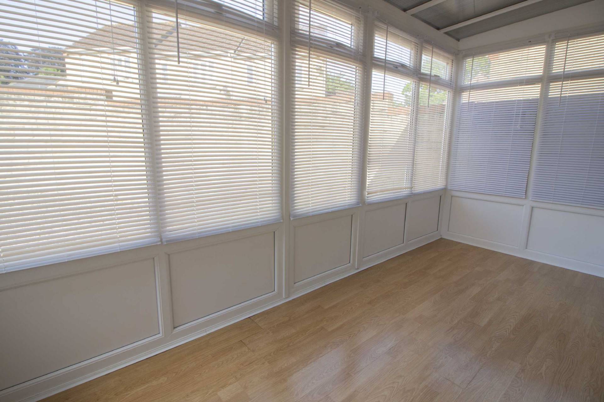 Delta Court, Frome, Image 3