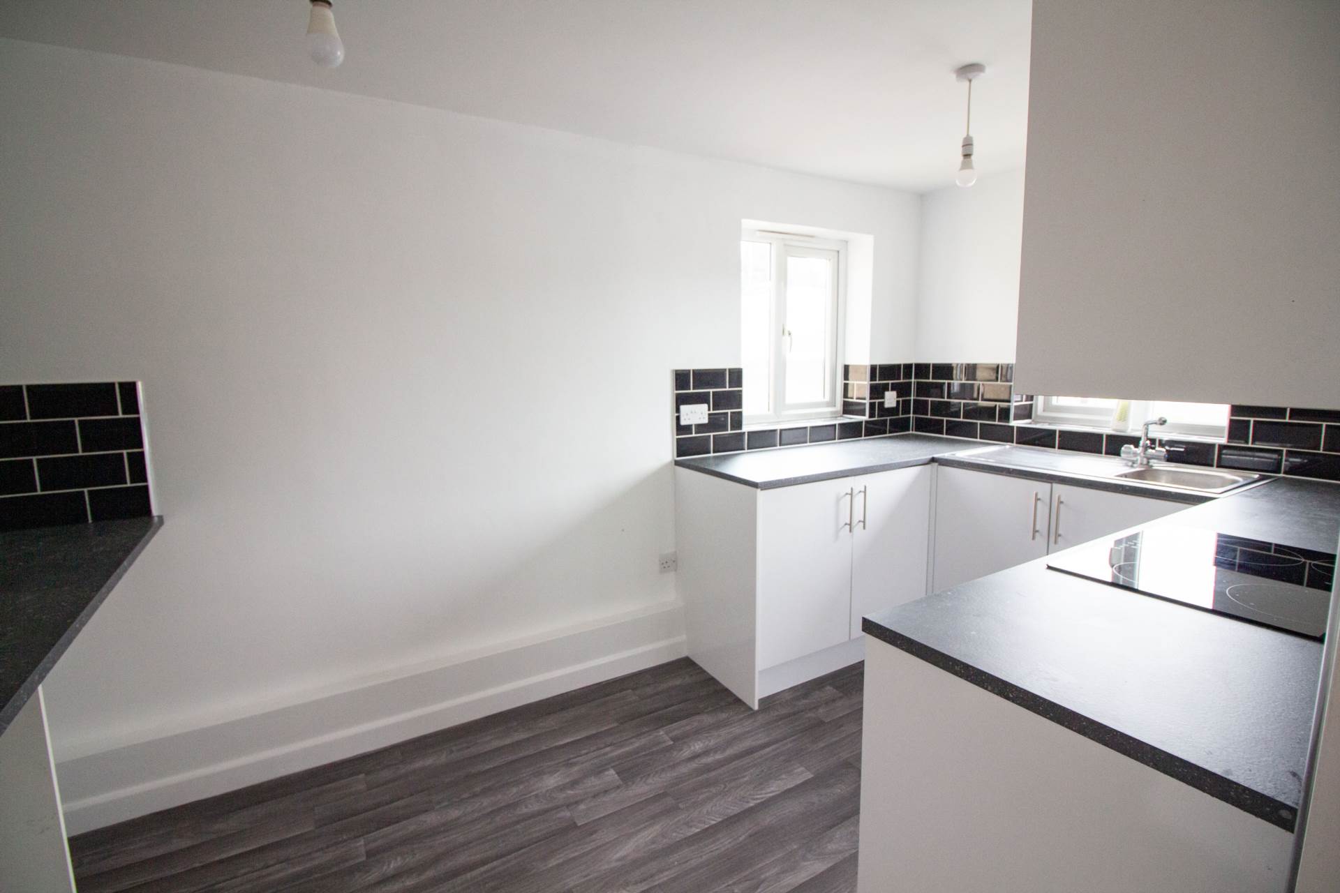 Knights Court, Frome, Image 5