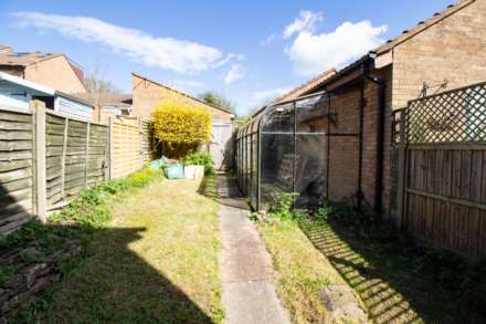 Aspen Close, Frome, Image 3