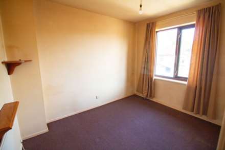 Aspen Close, Frome, Image 9