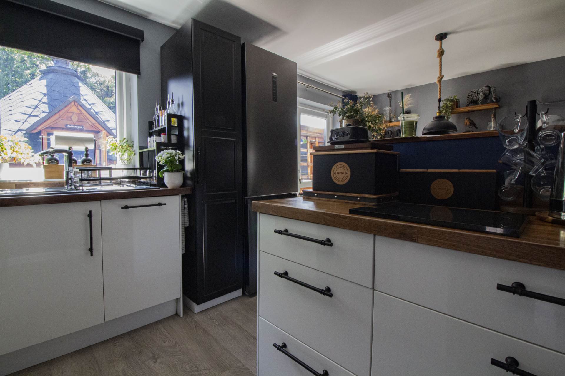 Holly Court, Frome, Image 12