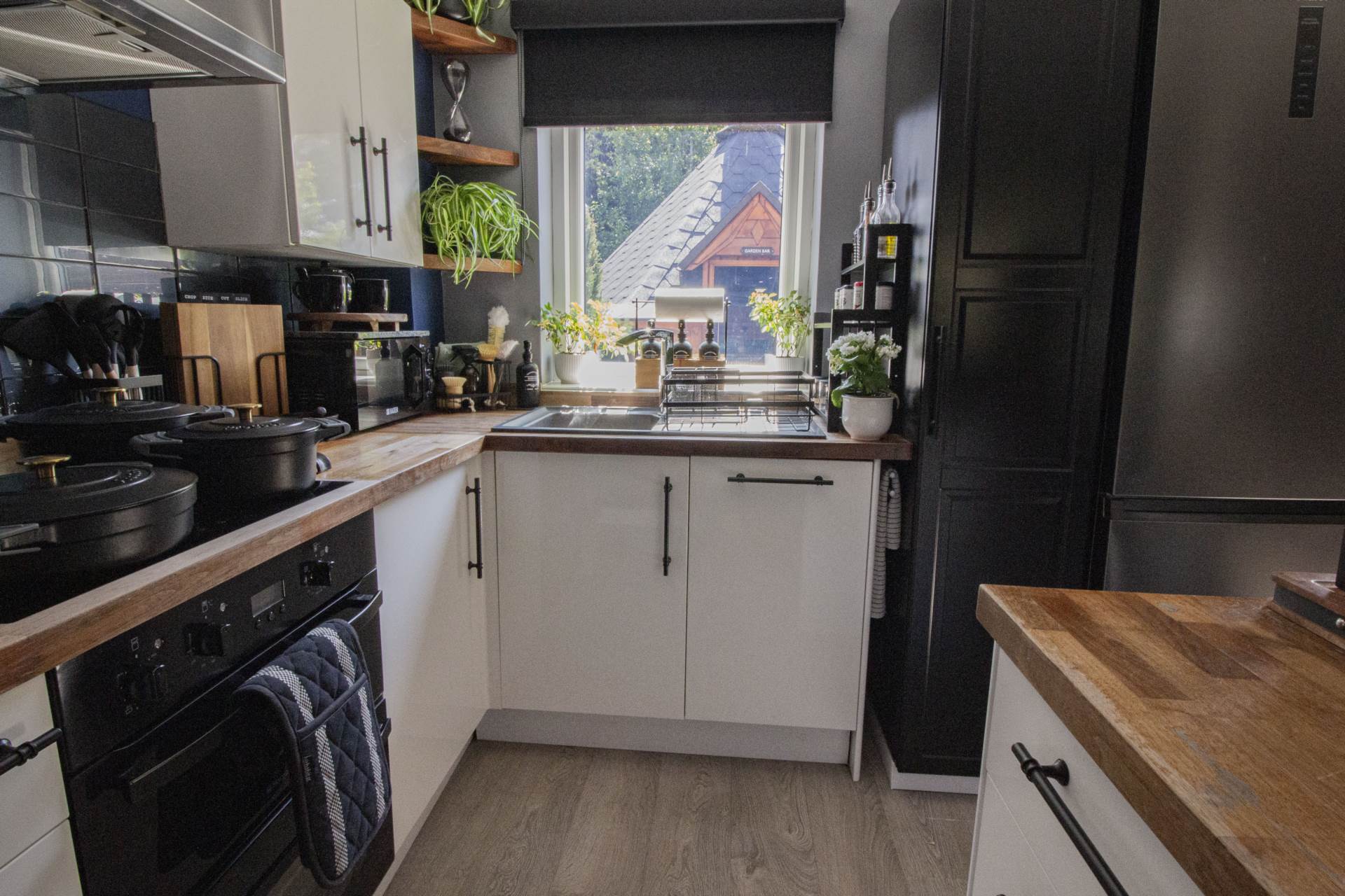 Holly Court, Frome, Image 13