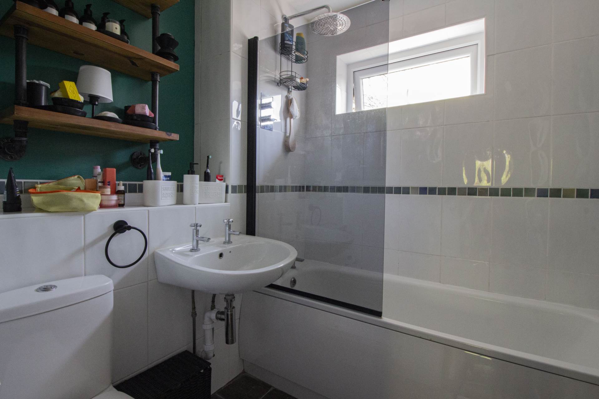 Holly Court, Frome, Image 22