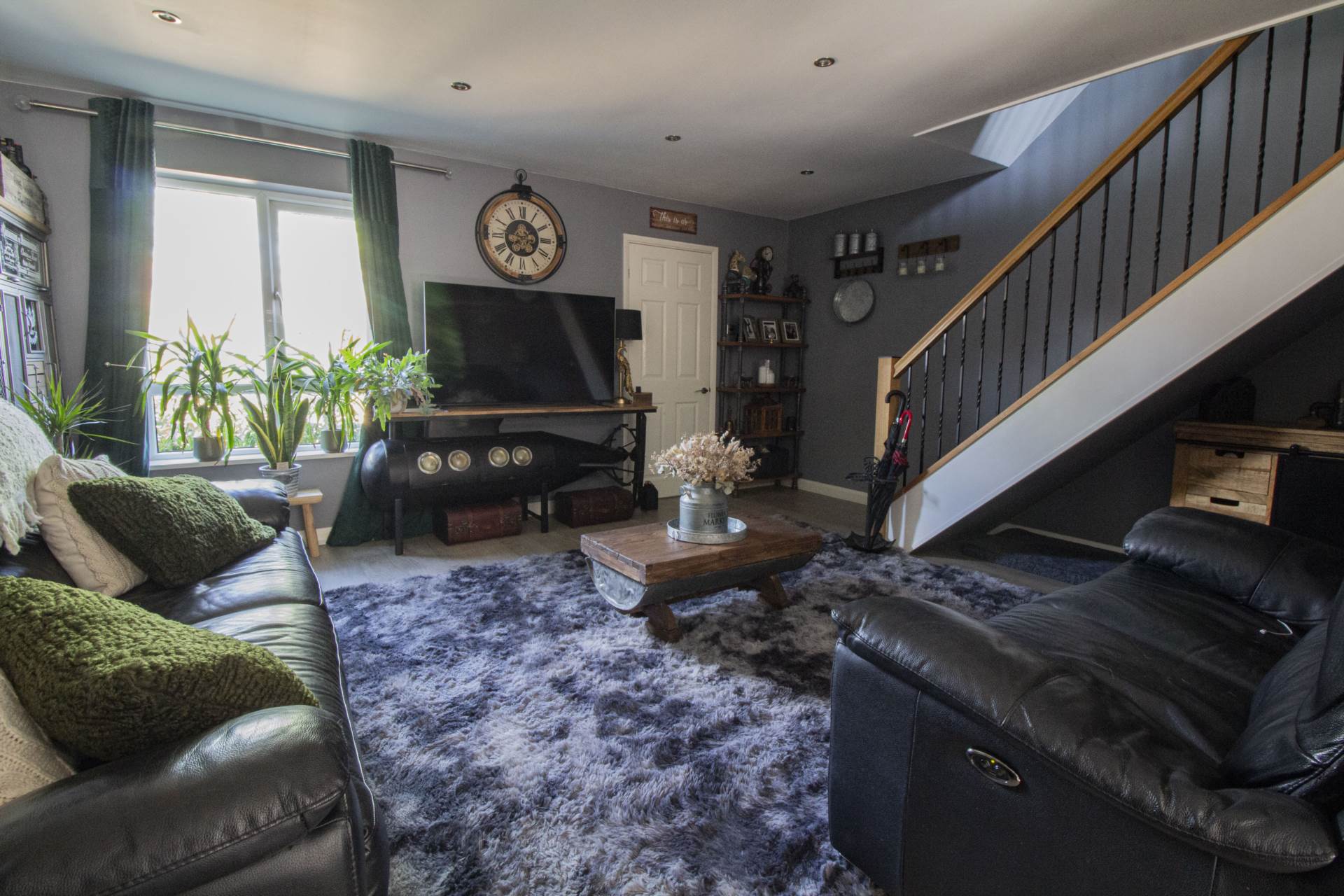 Holly Court, Frome, Image 4