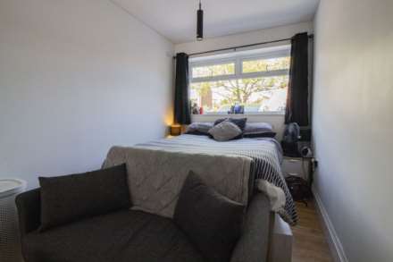 Holly Court, Frome, Image 16