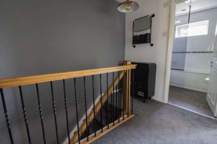 Holly Court, Frome, Image 18