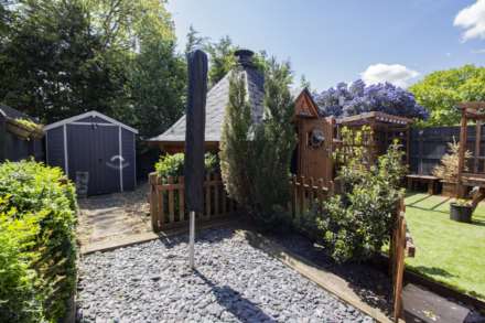 Holly Court, Frome, Image 2