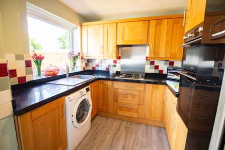 Ludlow Close, Frome, Image 11