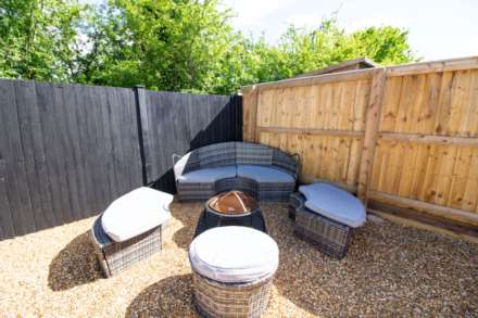 Ludlow Close, Frome, Image 4