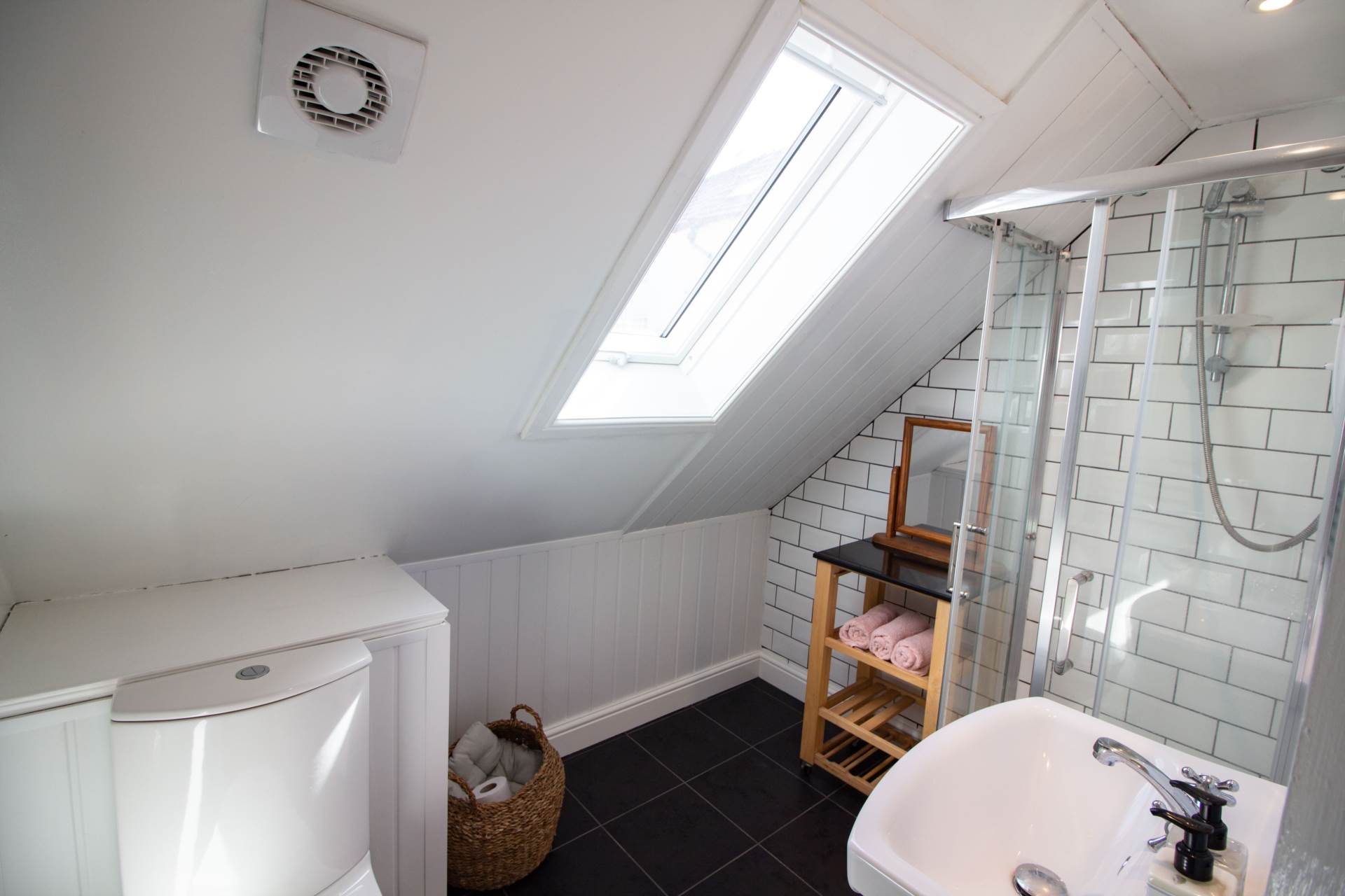 Hartley Court, Frome, Image 8