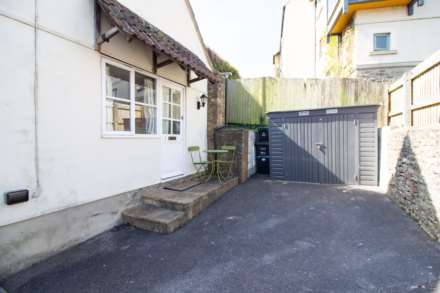 Hartley Court, Frome, Image 10