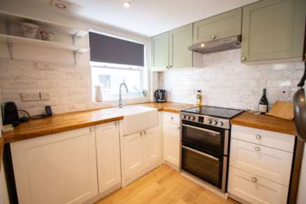 Hartley Court, Frome, Image 5