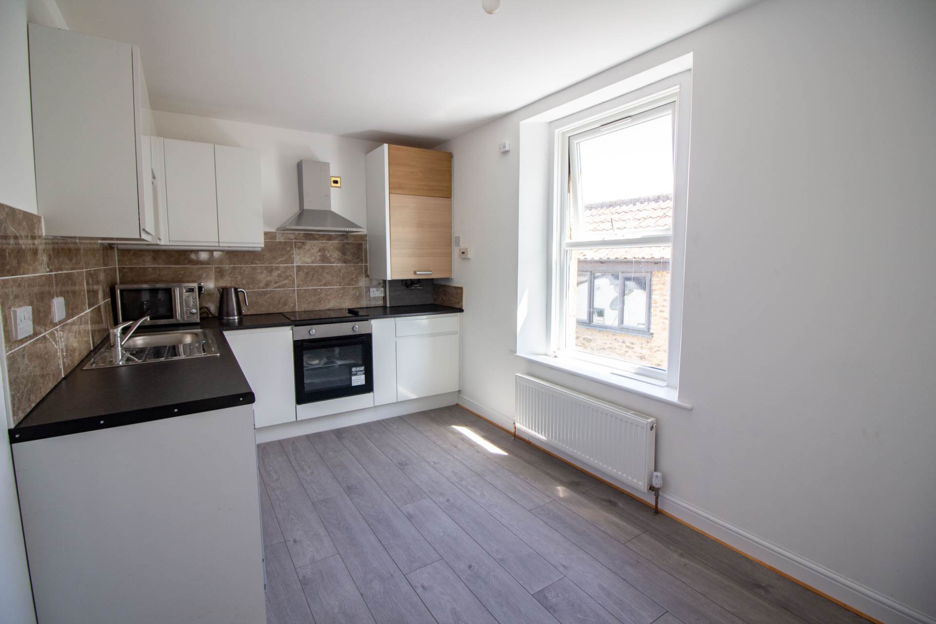 Vallis Way, Frome, Image 3