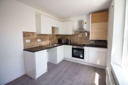 Vallis Way, Frome, Image 4