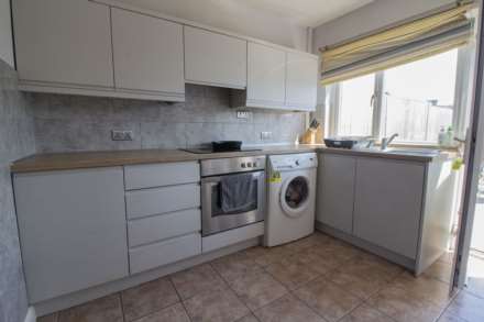 Feltham Drive, Frome, Image 6