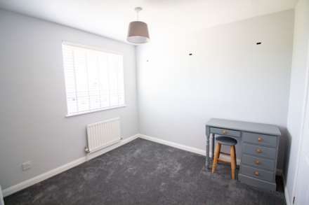 Holmbury Close, Frome, Image 11