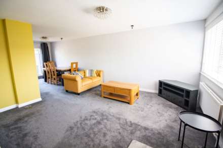 Holmbury Close, Frome, Image 7