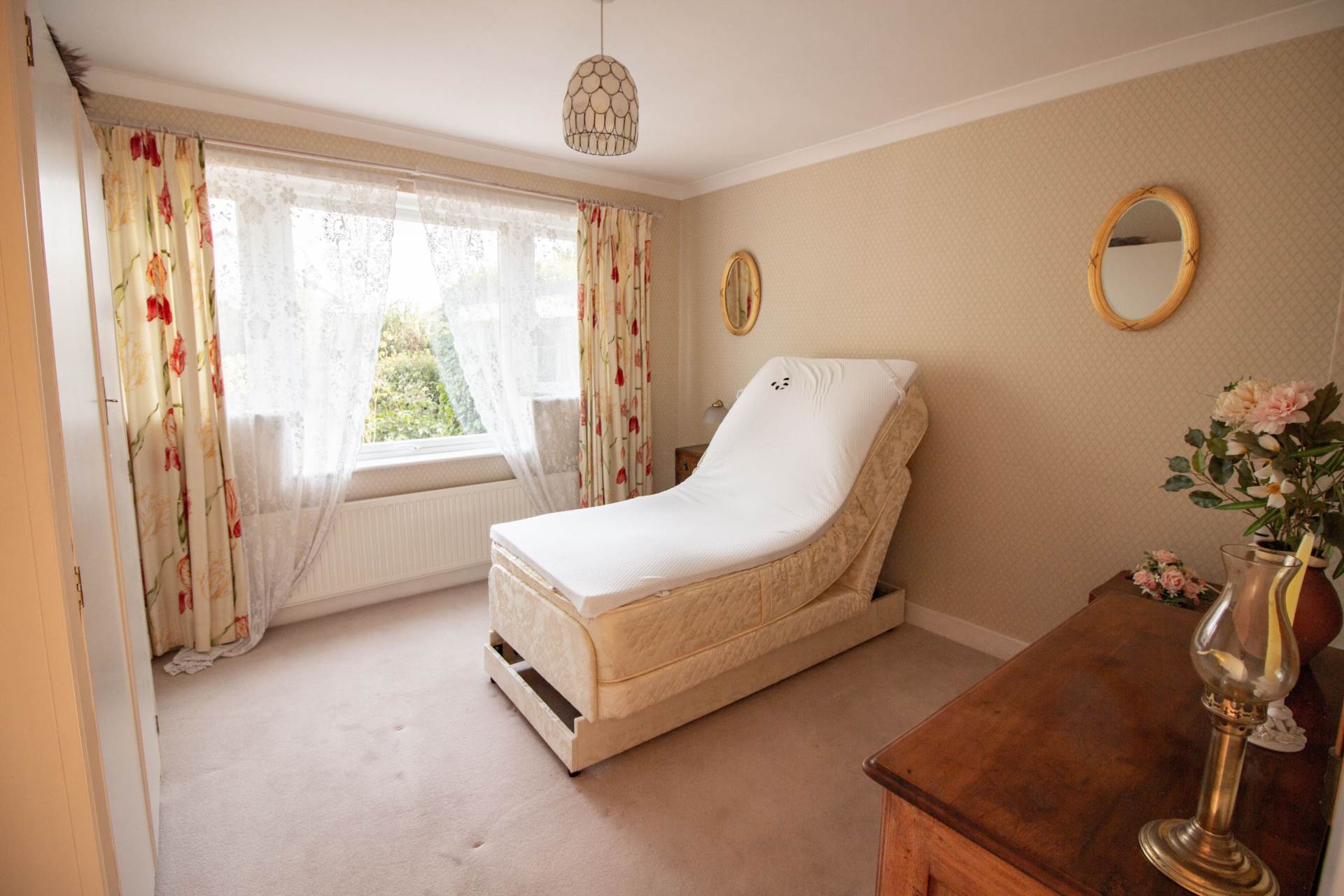 Meadow Road, Frome, Image 9