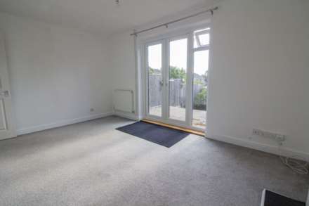Parkhill Drive, Frome, Image 4