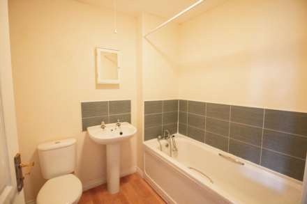 Slipps Close, Frome, Image 12