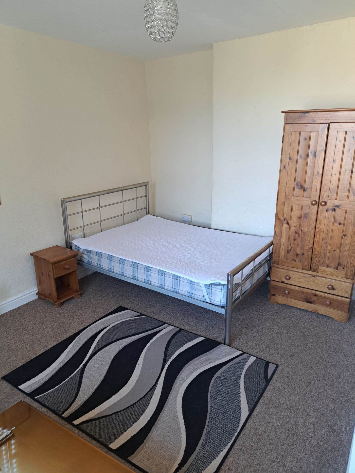 Brynderyn, Elm Tree Avenue, Image 7