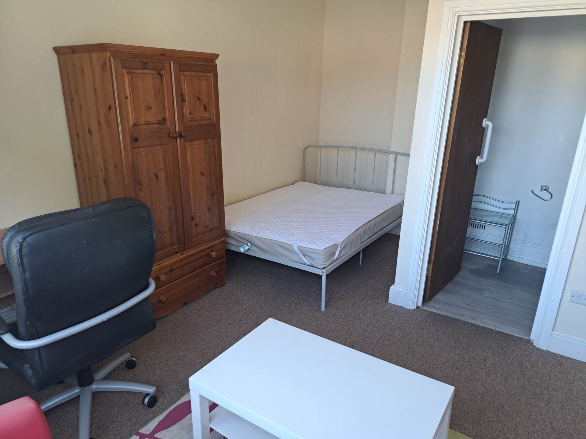 Brynderyn, Elm Tree Avenue, Image 8