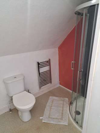 Brynderyn, Elm Tree Avenue, Image 11