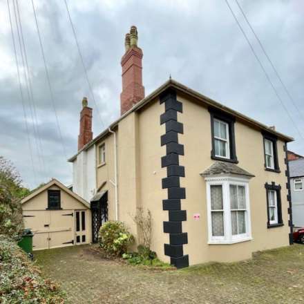 6 Bedroom House, Woodville, Penglais Road