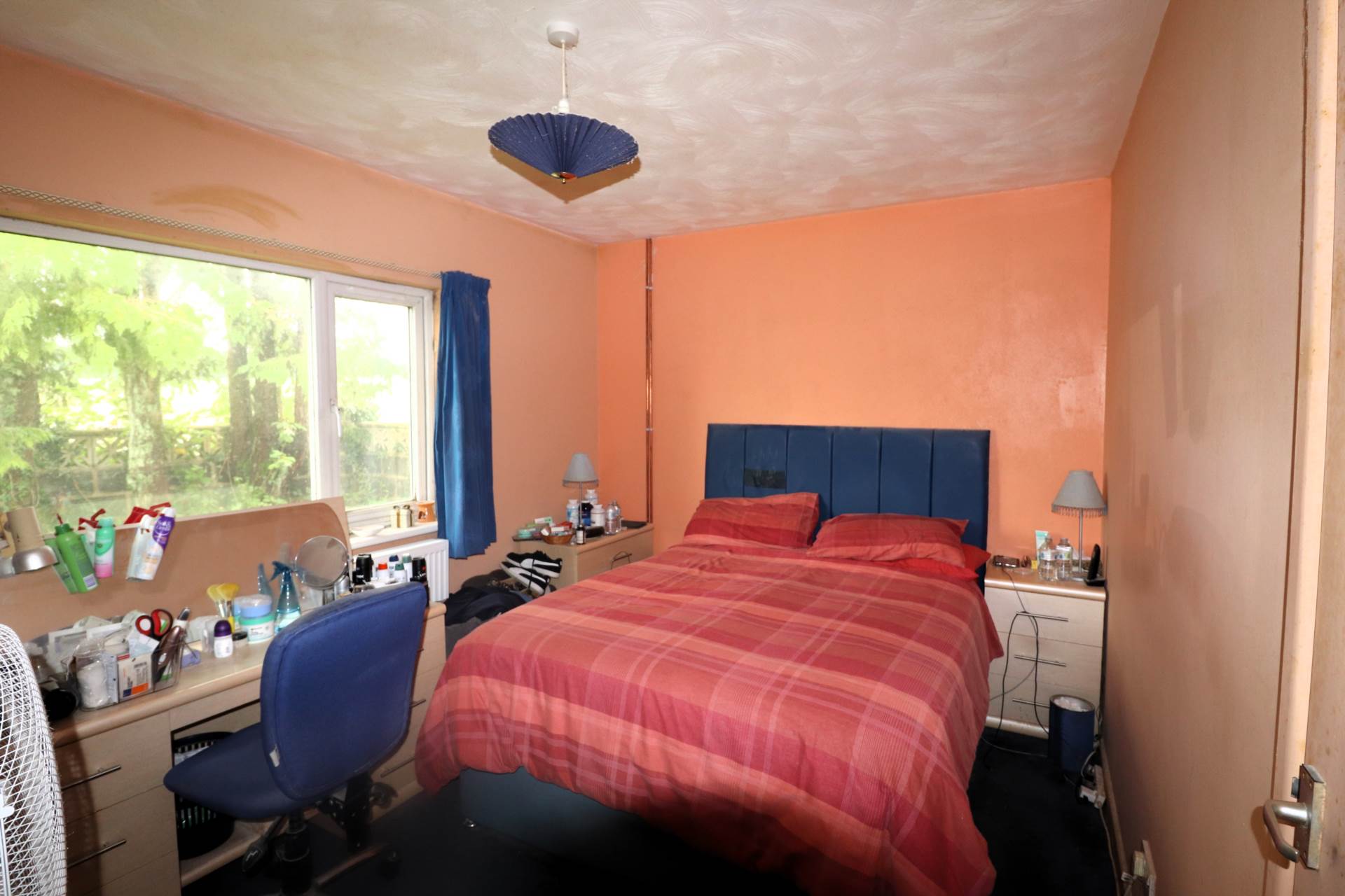 Cross Inn, Llanon, Image 12