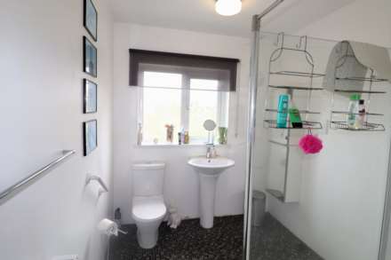 Cross Inn, Llanon, Image 9