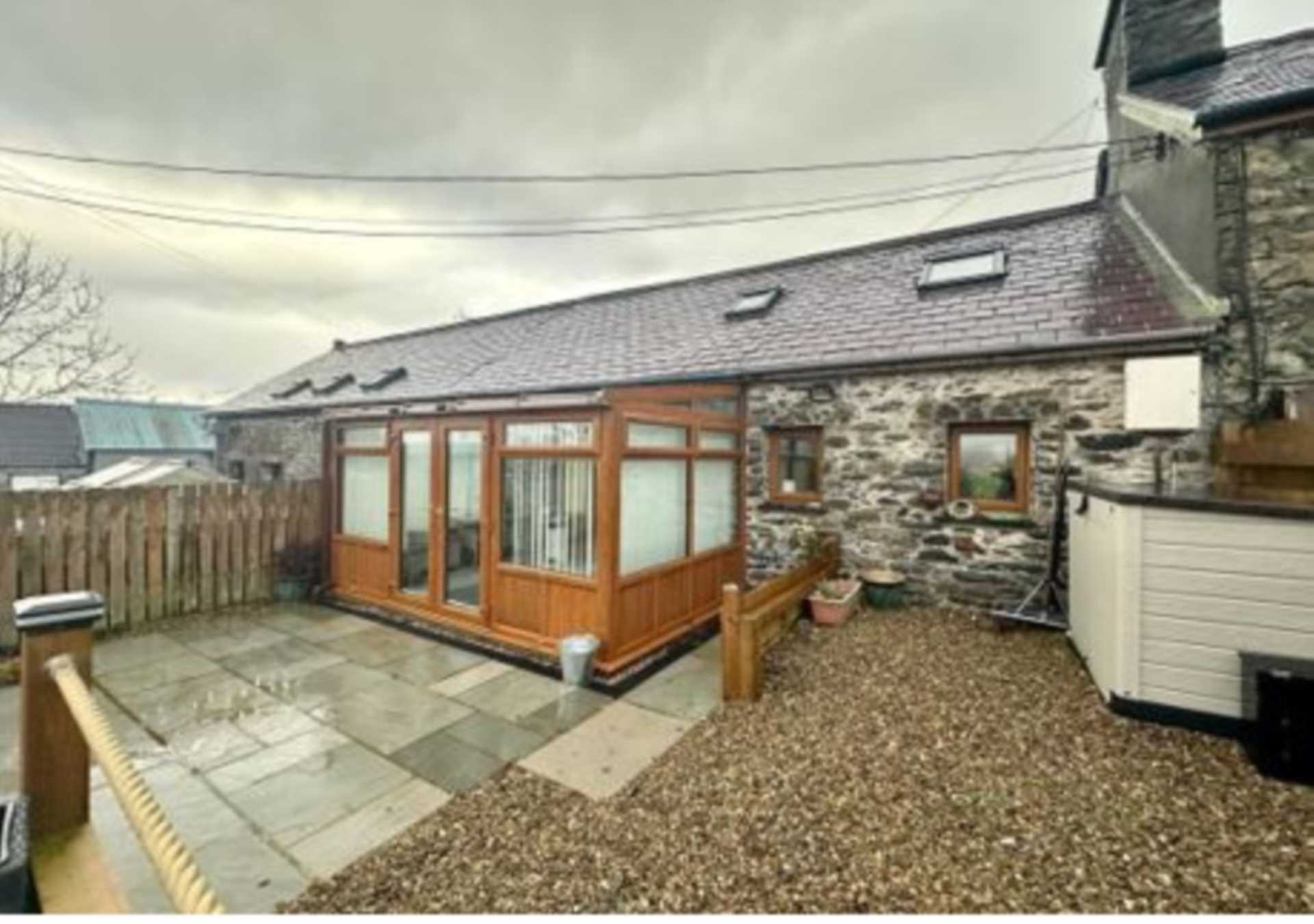 YSTRAD MEURIG, Image 12