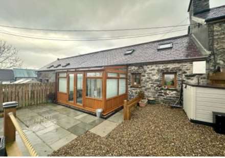 YSTRAD MEURIG, Image 12